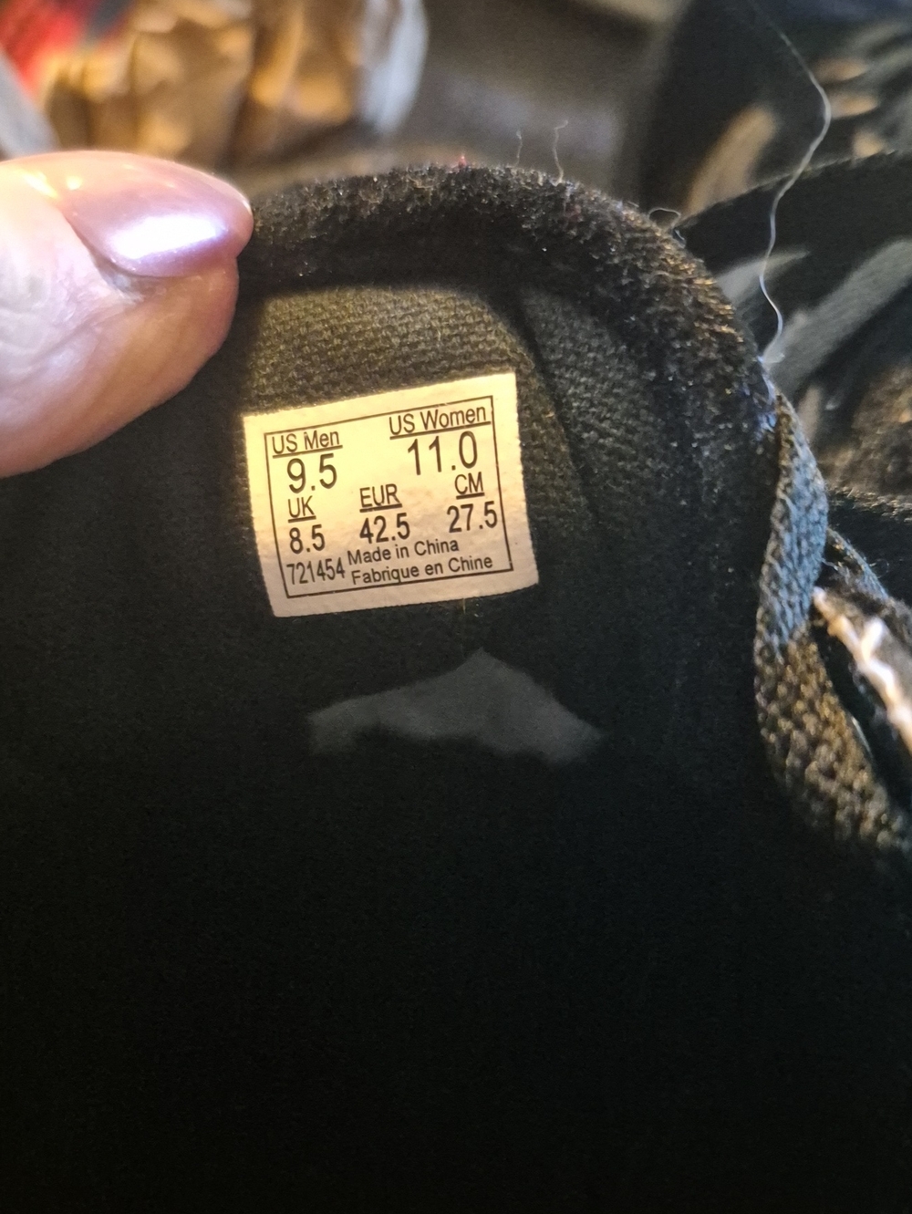 Vans Velvet Upper Sz 9.5 Mens Sz 11 Womens.hobeycomb Sole. - Picture 3 of 16